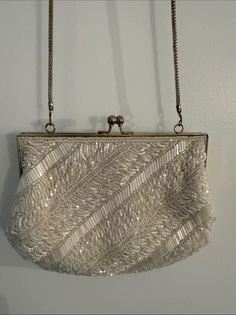La Regale Vintage Beaded Ivory Evening Clutch with Chain Strap